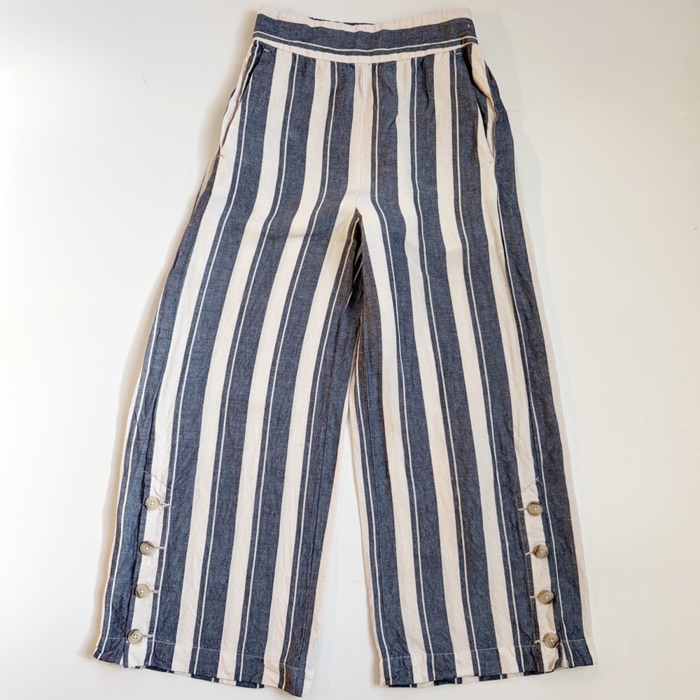 Madewell Side-Button Huston Crop Pants
Linen Blend Indigo Striped XXS - Picture 4 of 12